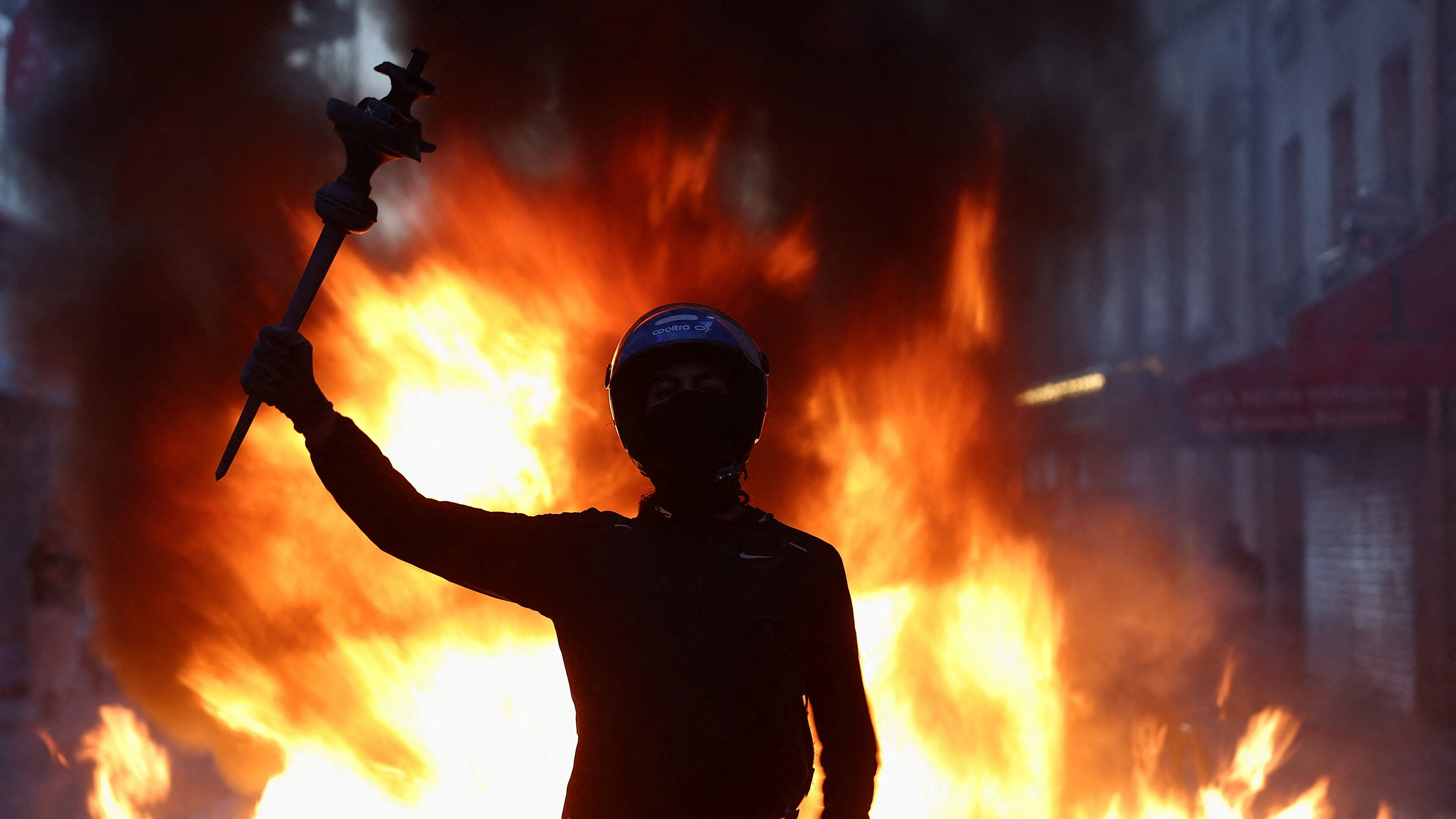 More than 2,000 arrested as France faces up to aftermath of nationwide protests